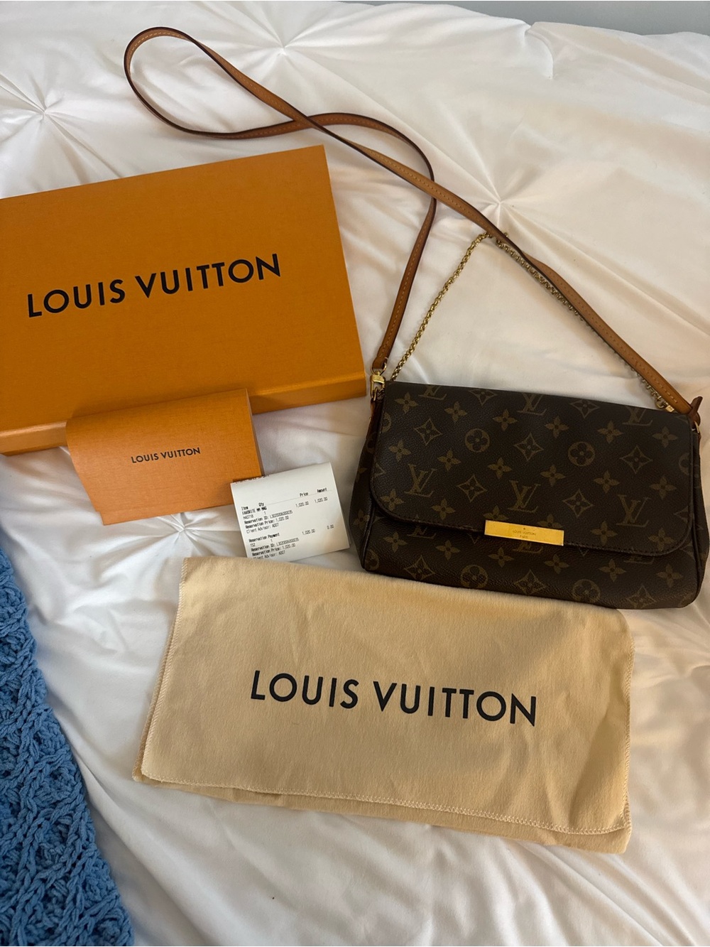 Louis Vuitton Favorite MM Monogram Canvas Crossbody with Gold-Tone Accent